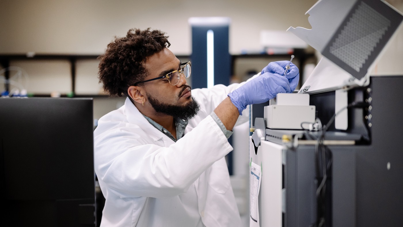 scientist working in a lab