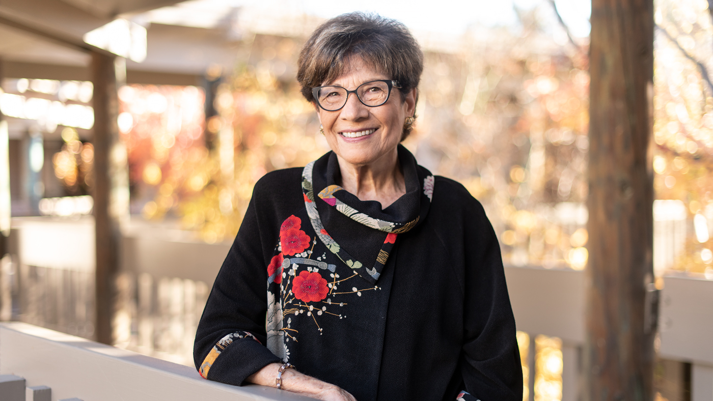 Carol Kaganov, Gladstone supporter