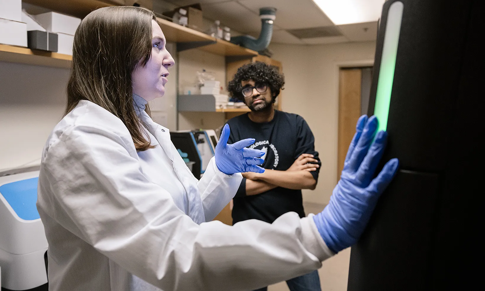 In his lab, Vijay Ramani develops molecular techniques to monitor gene activity at the level of single cells and single molecules.